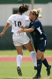 开云体育下载APP-篮球运动员专项技能动作的生物力学动态分析，篮球运动员力量训练计划表